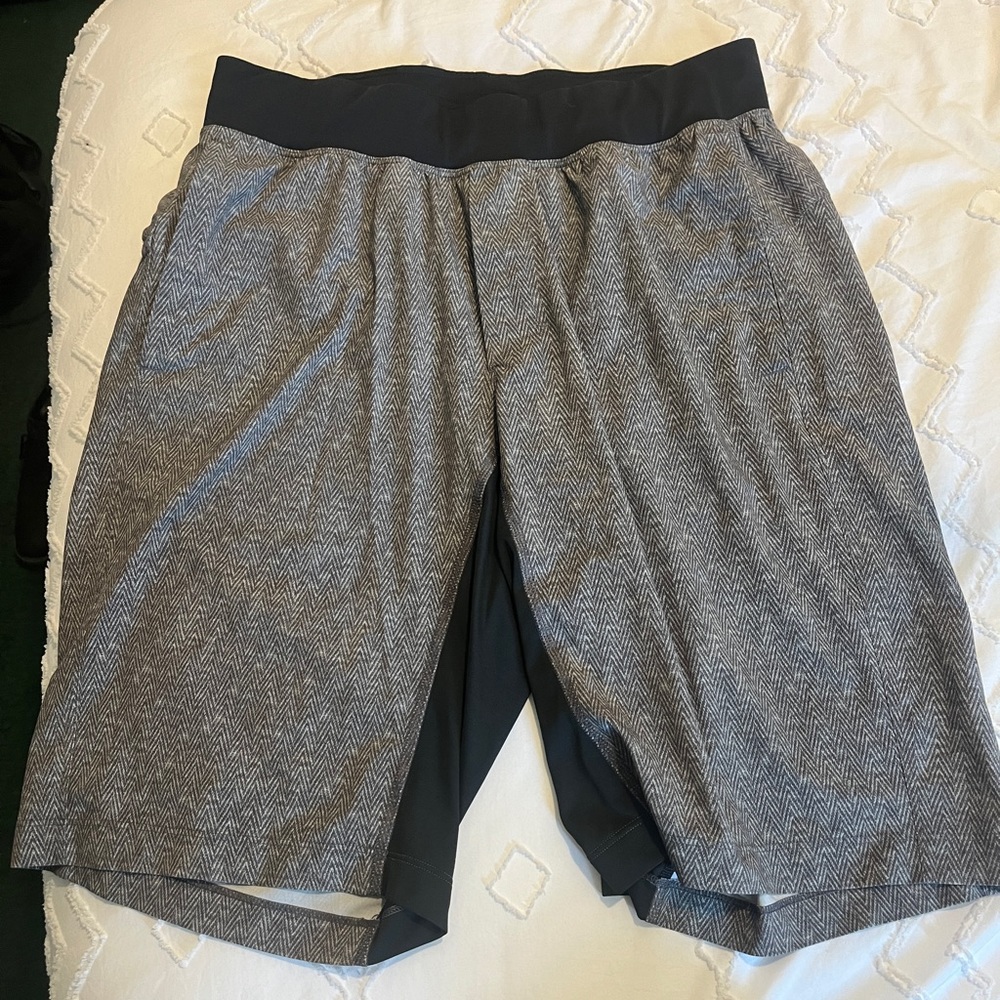Mens Lululemon Heathered Grey Shorts